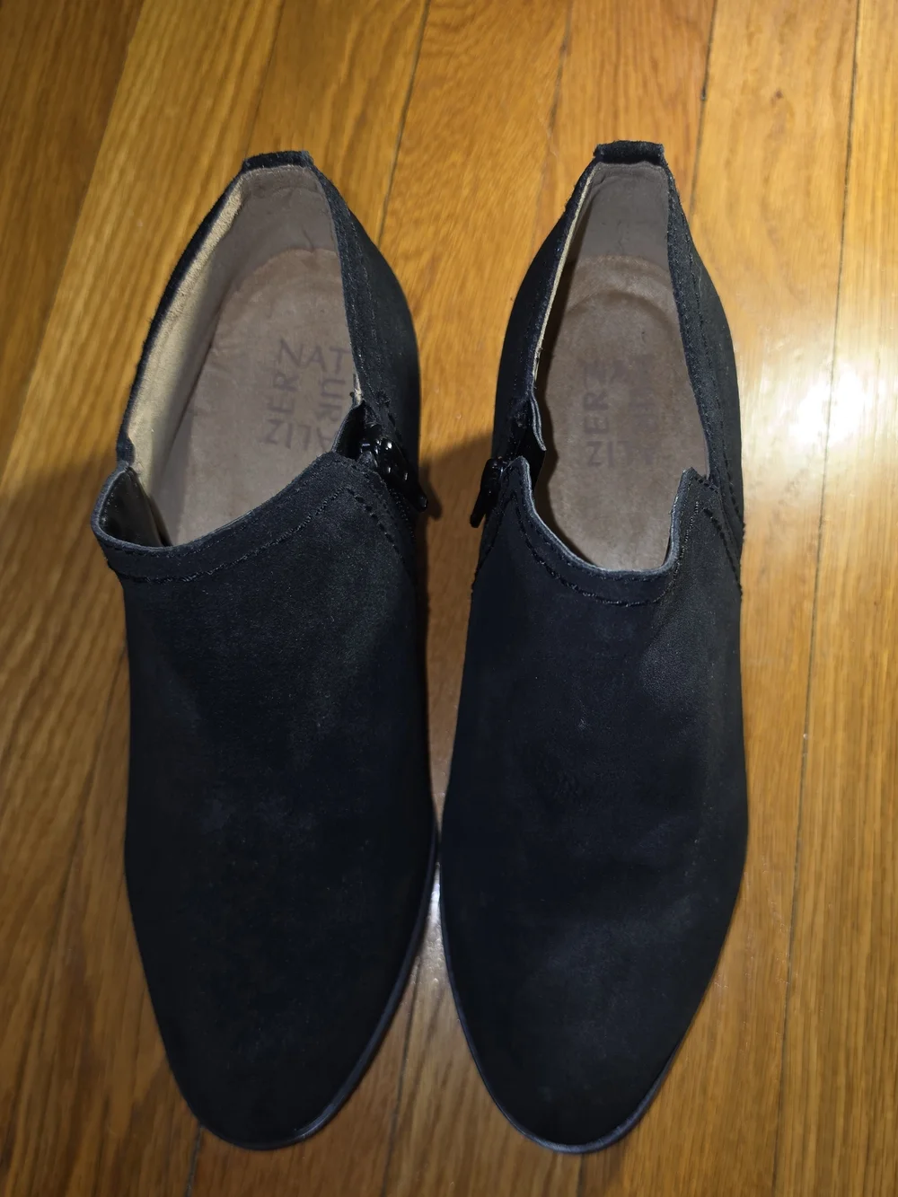Naturalizer Zarie Black Suede Booties 7.5